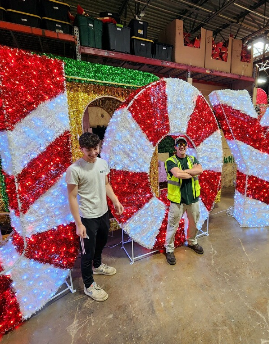 Tinsel JOY sign 8ft