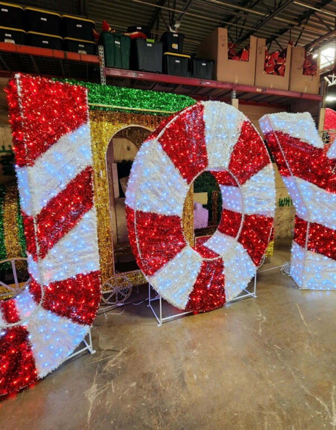 Tinsel JOY sign 8ft
