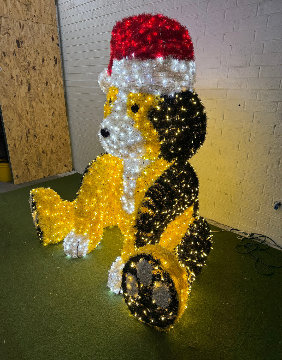 Used - 8ft Tinsel Puppy